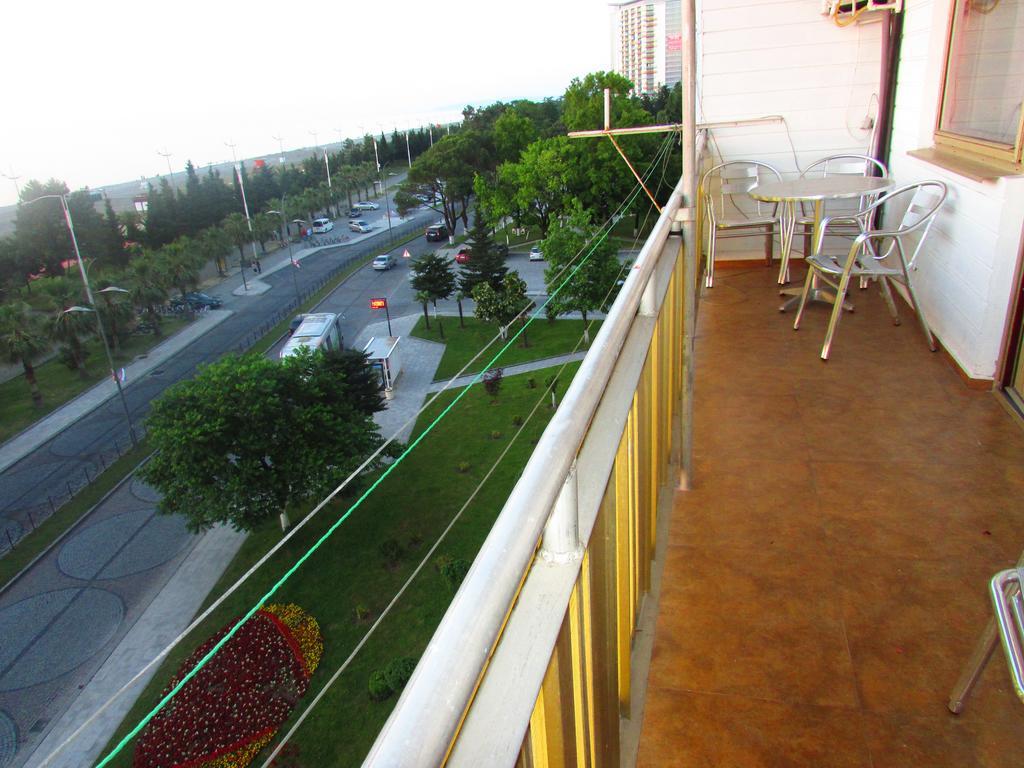 Apartment Irma Rustaveli 57 Batumi Exterior foto