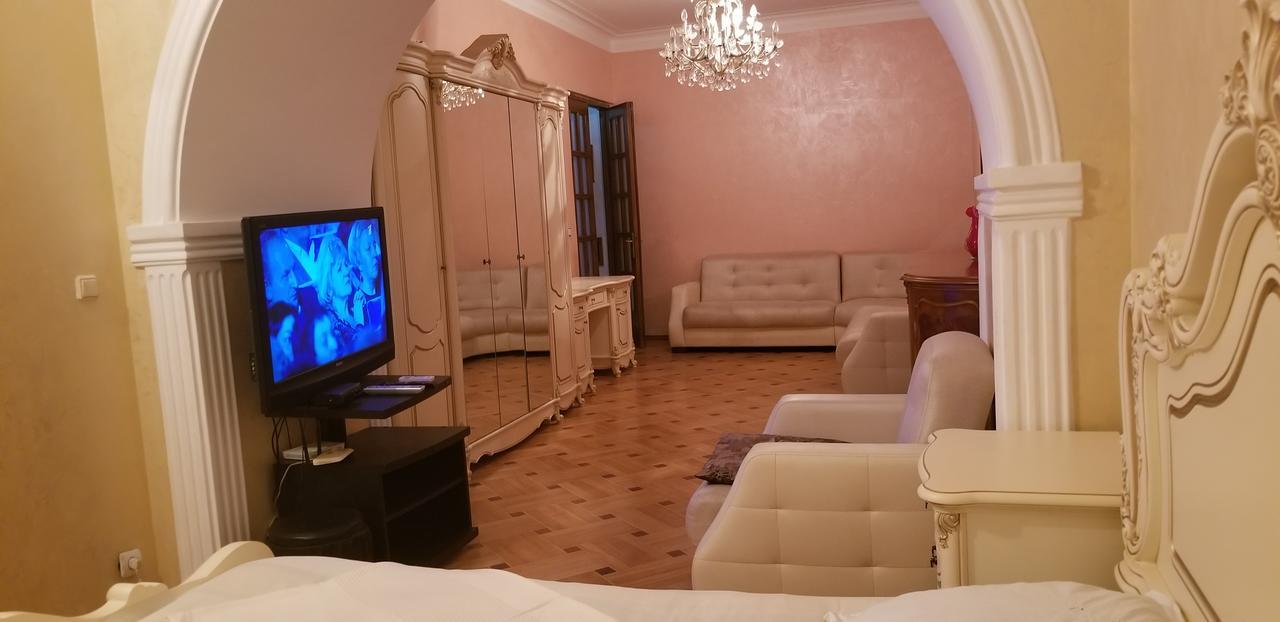 Apartment Irma Rustaveli 57 Batumi Exterior foto